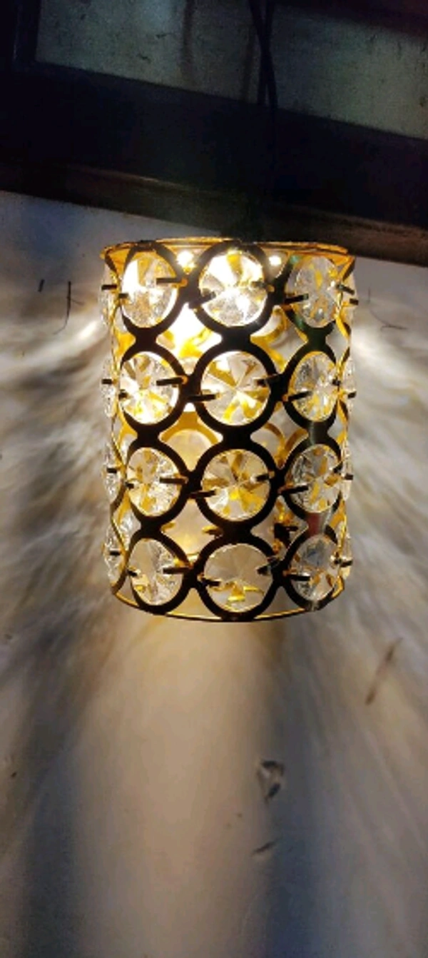 Electric Opearted Fully Assembled Gold Chandeliers & Pendant Lights - Free Size, Gold, Pendent Light, Pack of1